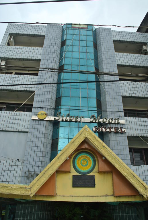 Silver Moon Hotel Rangum Exterior foto